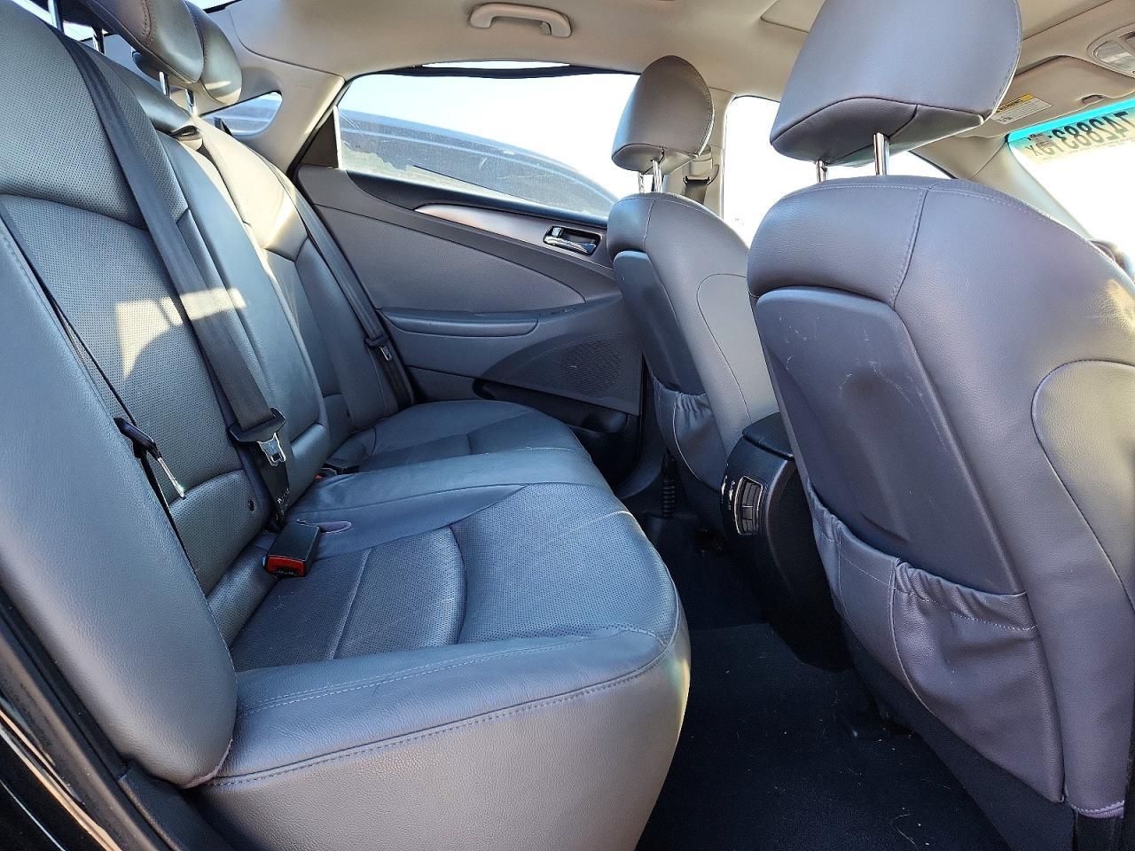 2011 Hyundai Sonata Hybrid