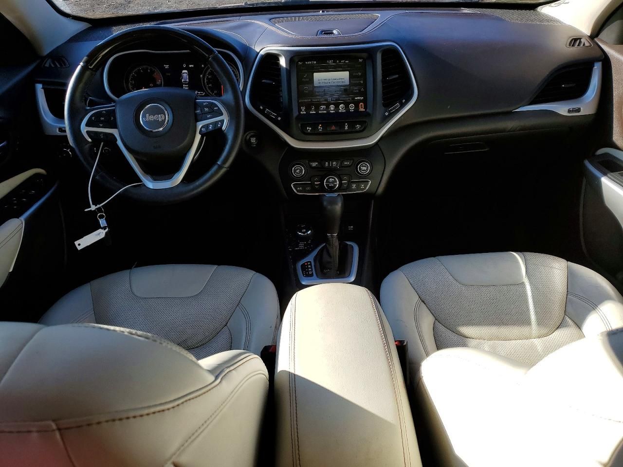 2017 Jeep Cherokee Overland