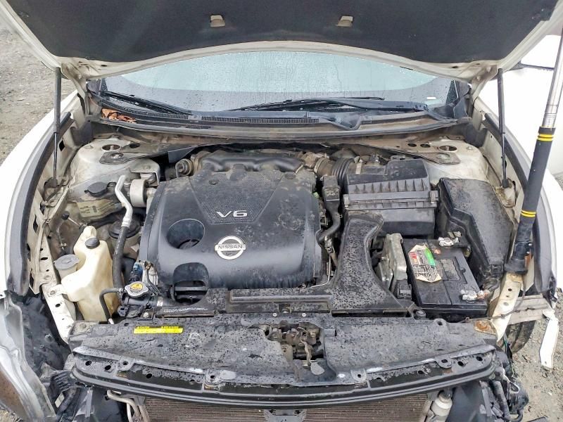 2012 Nissan Maxima s