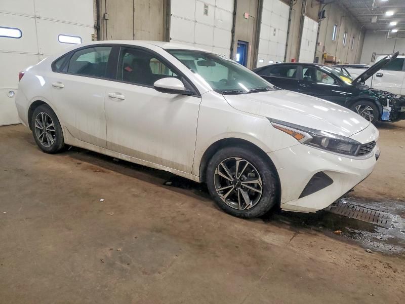 2023 KIA Forte lx