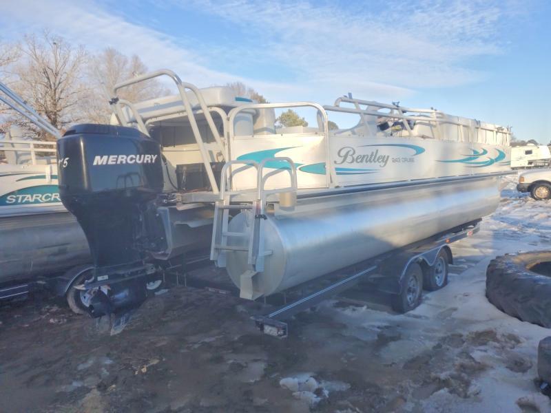 2006 Bently 243 Cruise Pontoon Boat