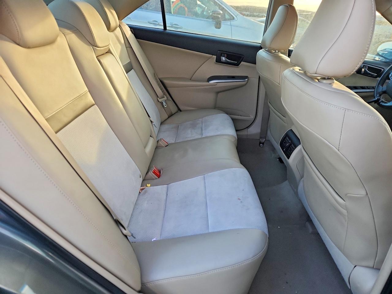 2012 Toyota Camry Hybrid
