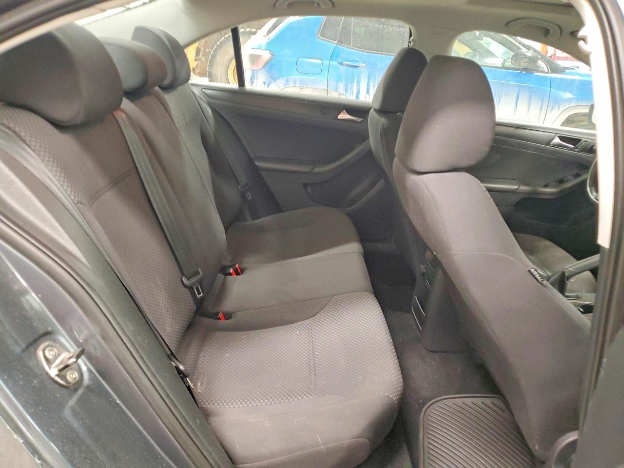 2013 Volkswagen Jetta Base
