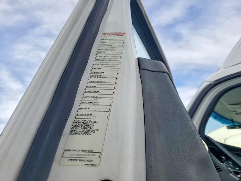 2016 Kenworth T680 Semi Truck