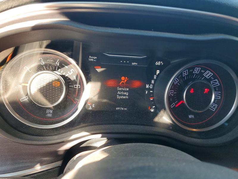 2015 Dodge Challenger sxt