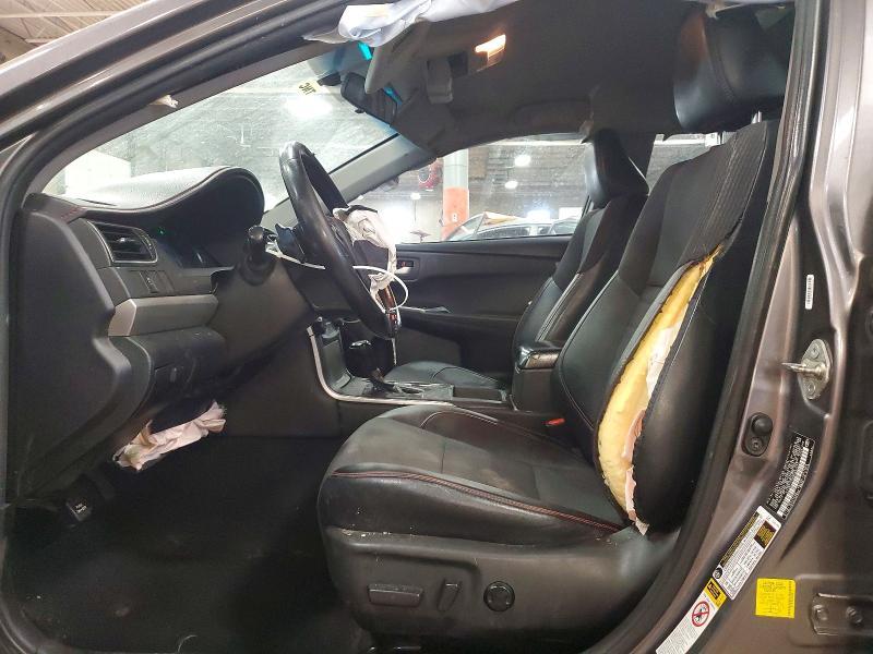 2016 Toyota Camry le