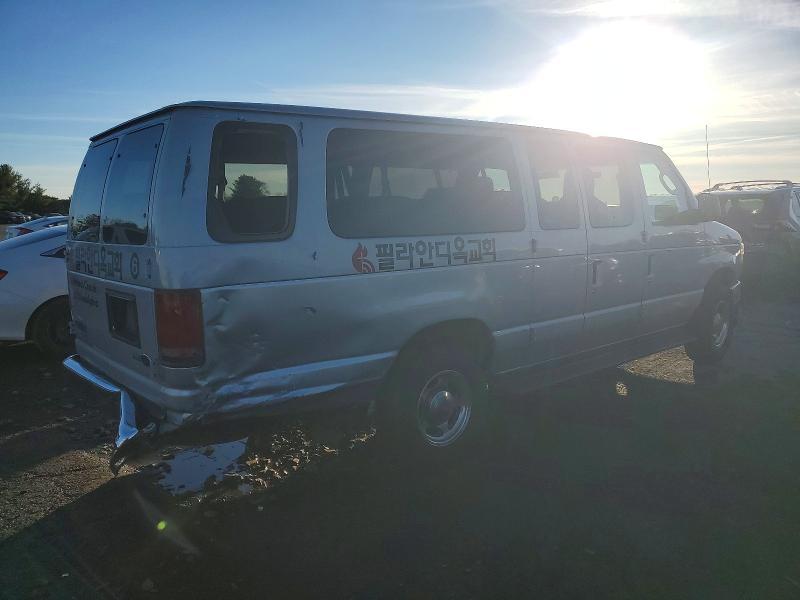 2010 Ford Econoline E350 Super Duty Wagon