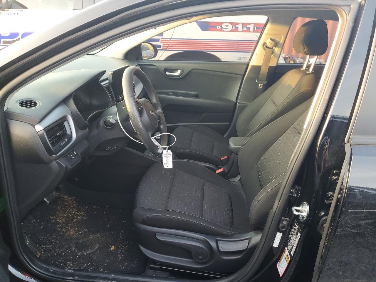 2023 KIA Rio lx