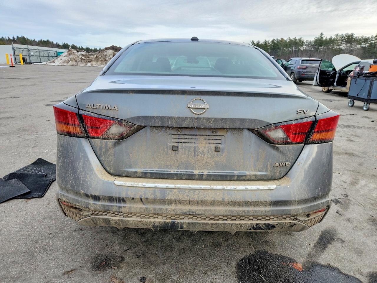 2023 Nissan Altima sv
