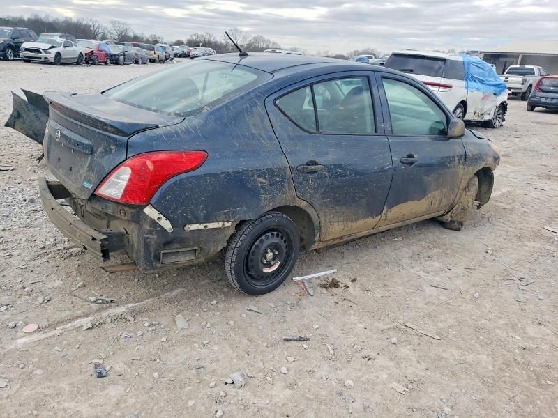 2015 Nissan Versa s