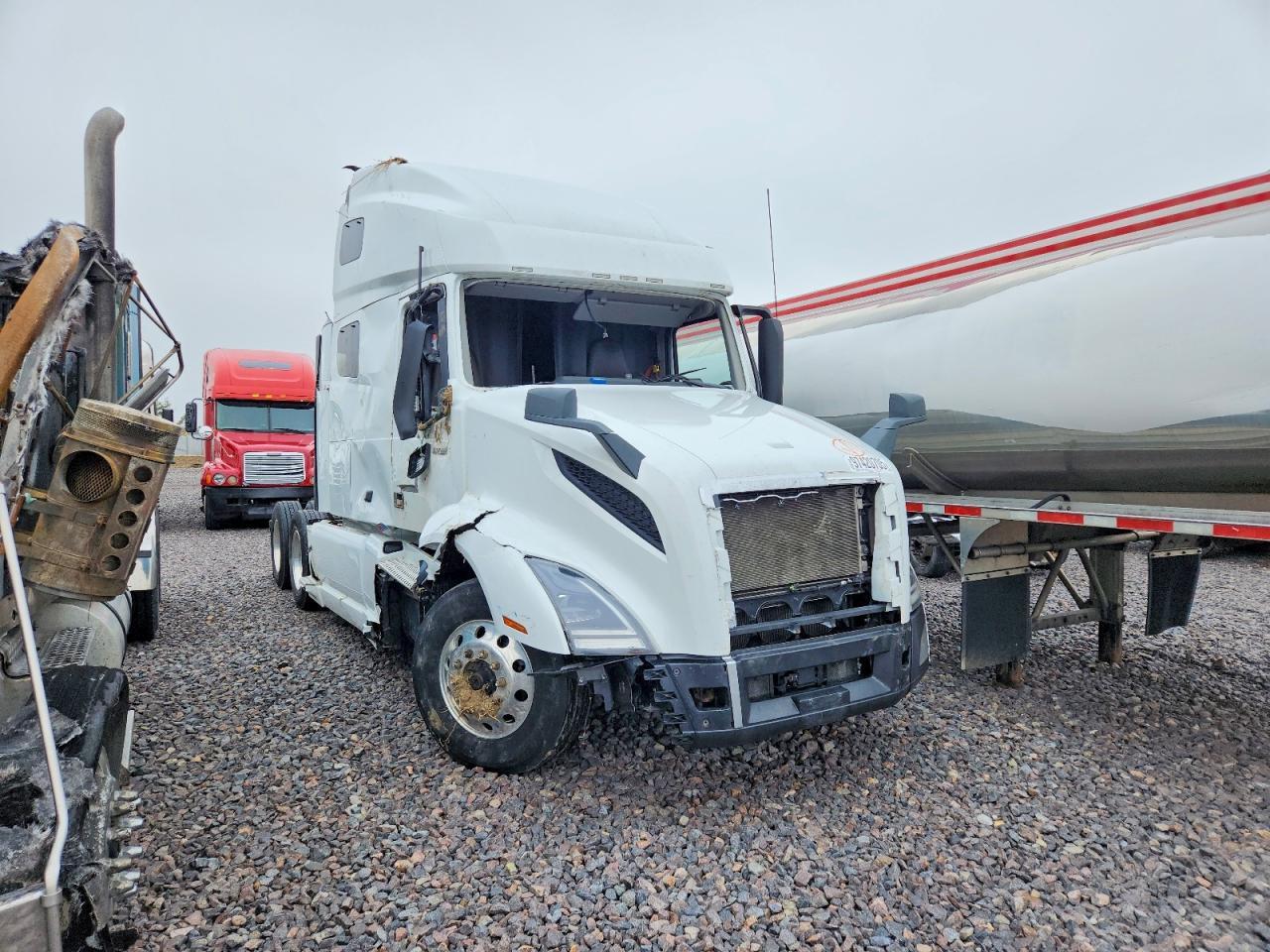 2021 Volvo VNL Semi Truck