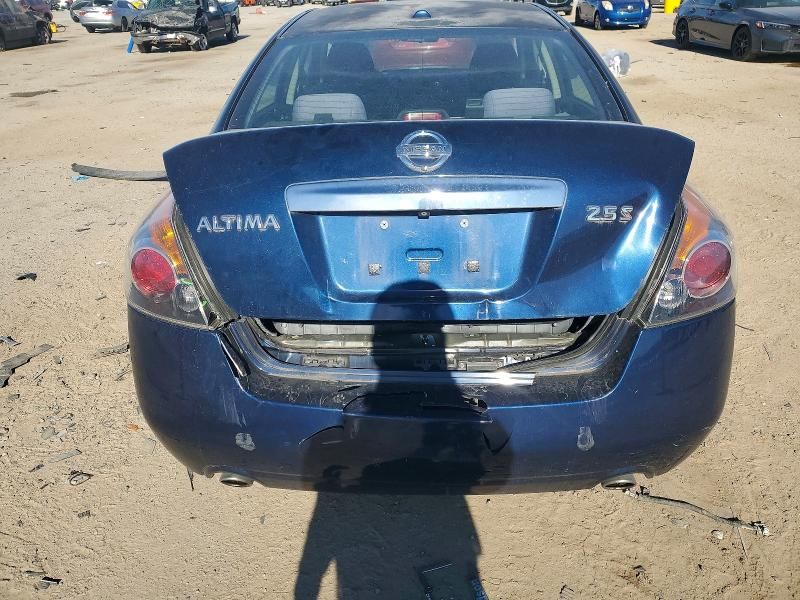 2010 Nissan Altima Base