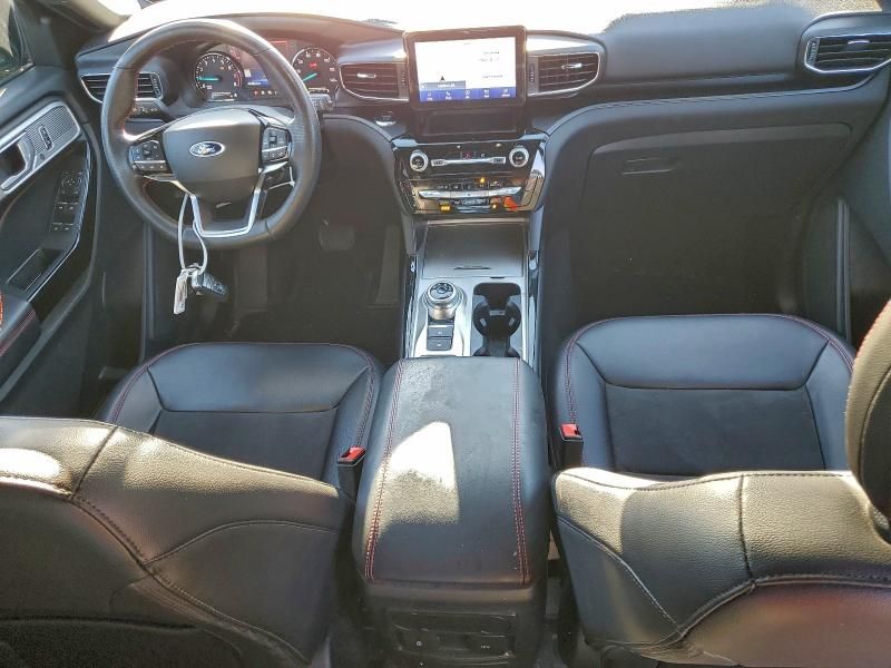2022 Ford Explorer St-line