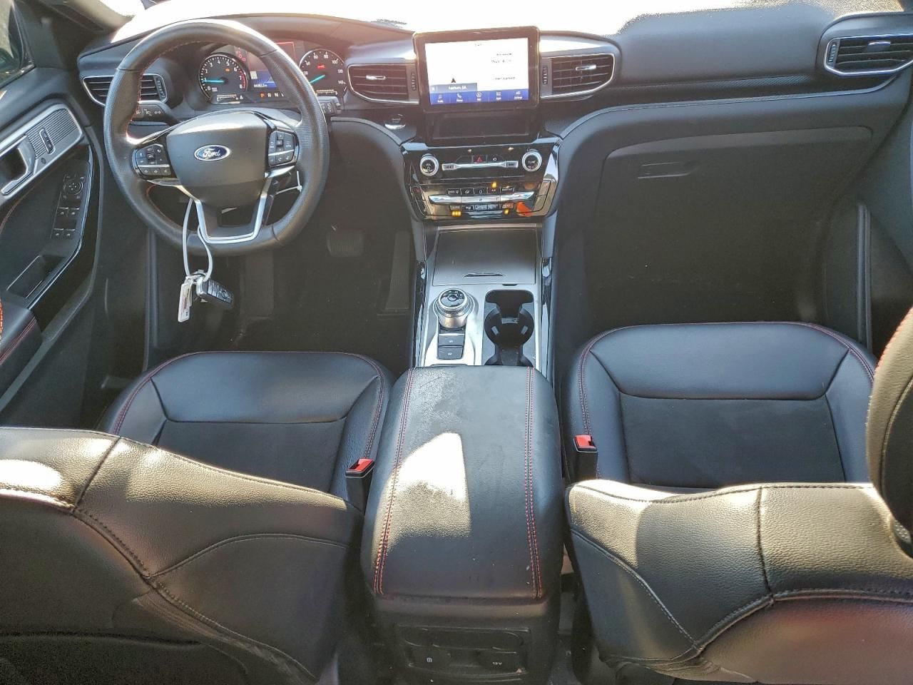 2022 Ford Explorer St-line