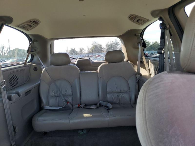 2002 Chrysler Town & Country Limited