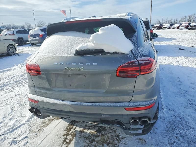 2017 Porsche Cayenne Hybrid Platinum