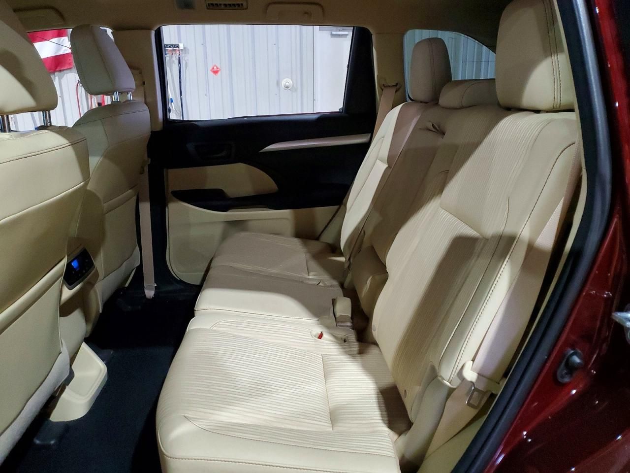 2015 Toyota Highlander le