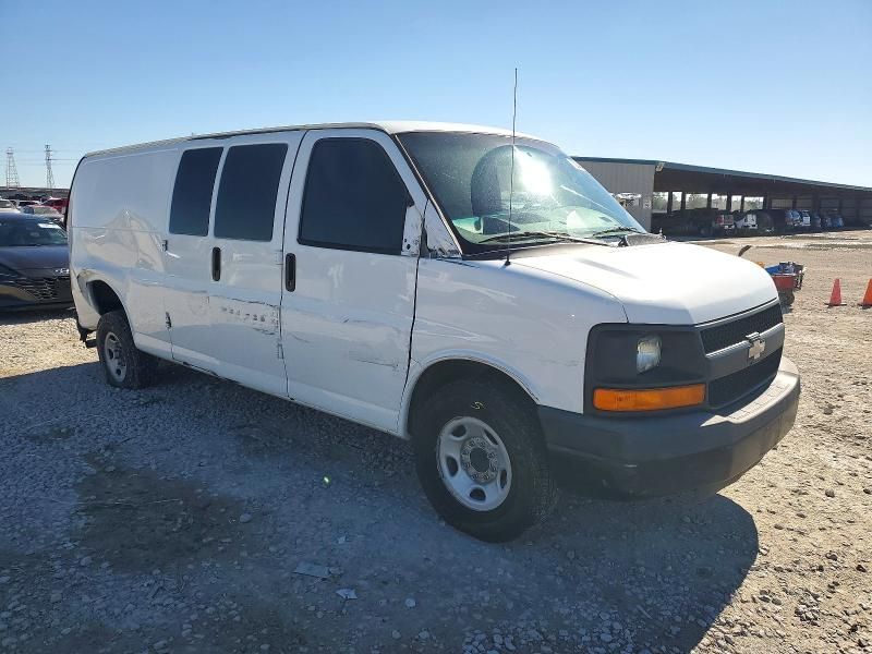 2013 Chevrolet Express G2500