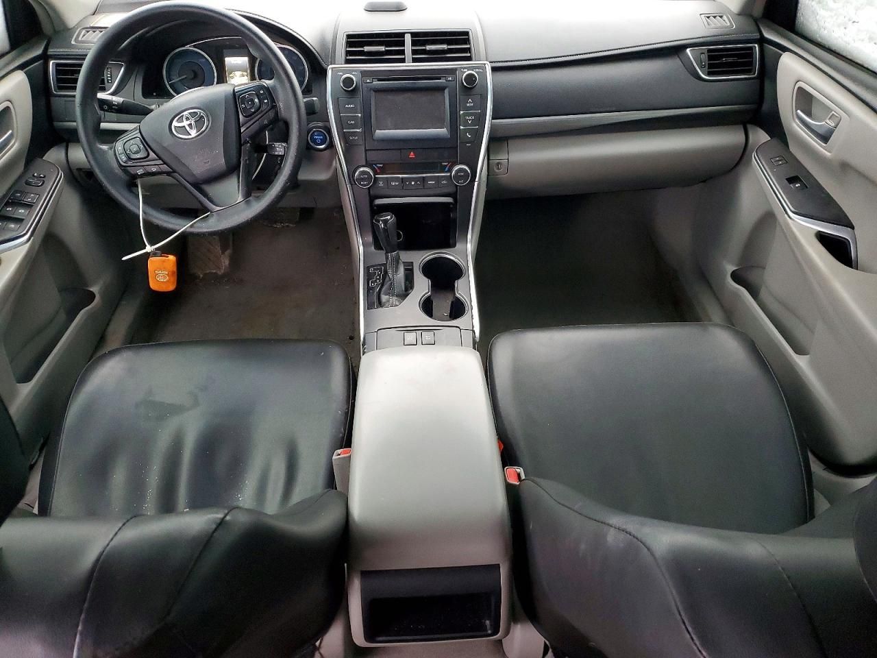 2016 Toyota Camry Hybrid