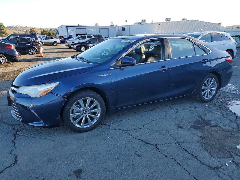 2016 Toyota Camry Hybrid