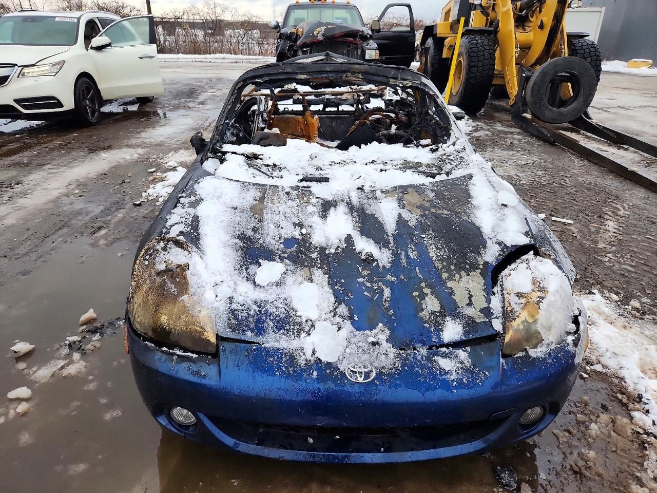 2004 Toyota MR2 Spyder
