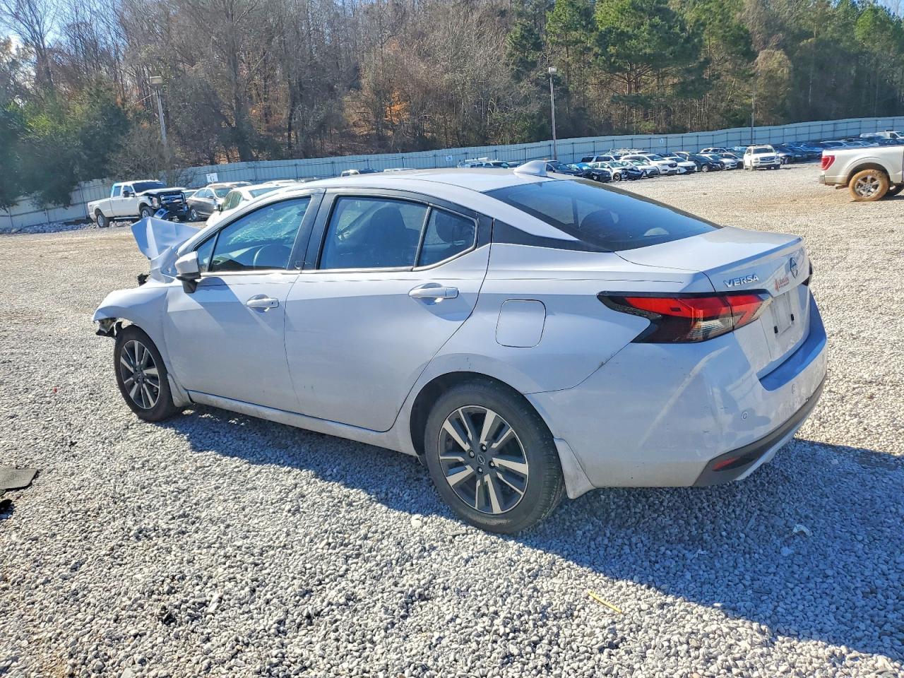 2024 Nissan Versa sv