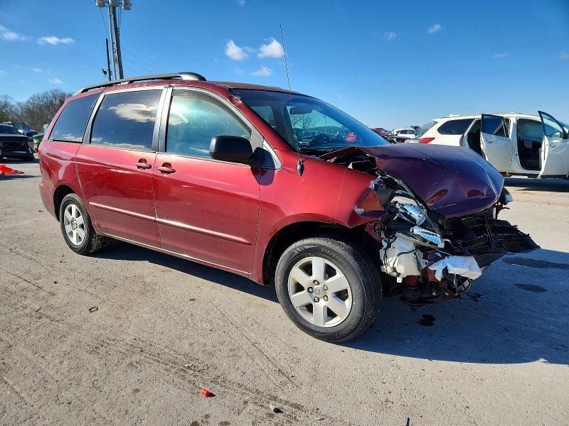 2005 Toyota Sienna ce