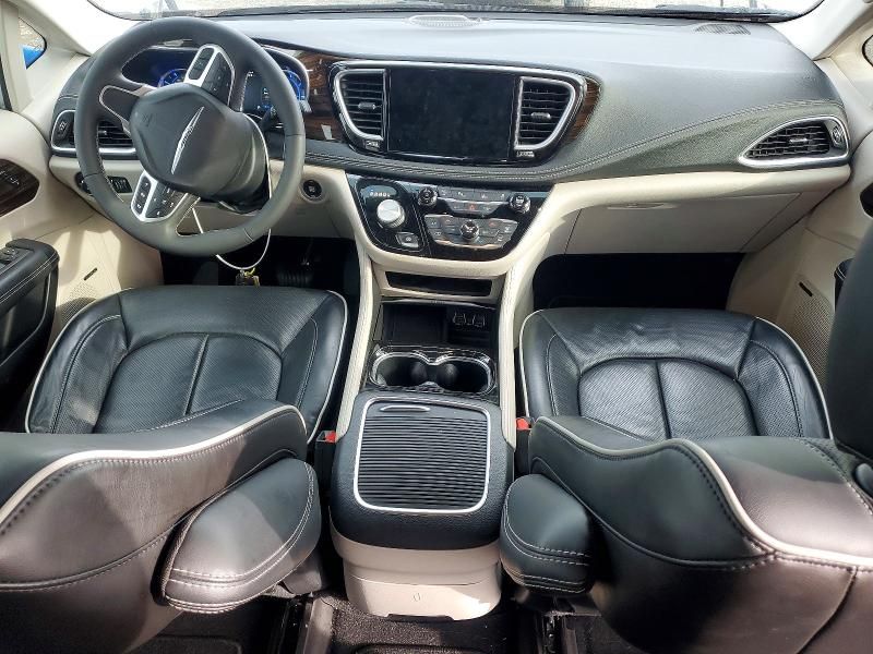 2022 Chrysler Pacifica Hybrid Limited