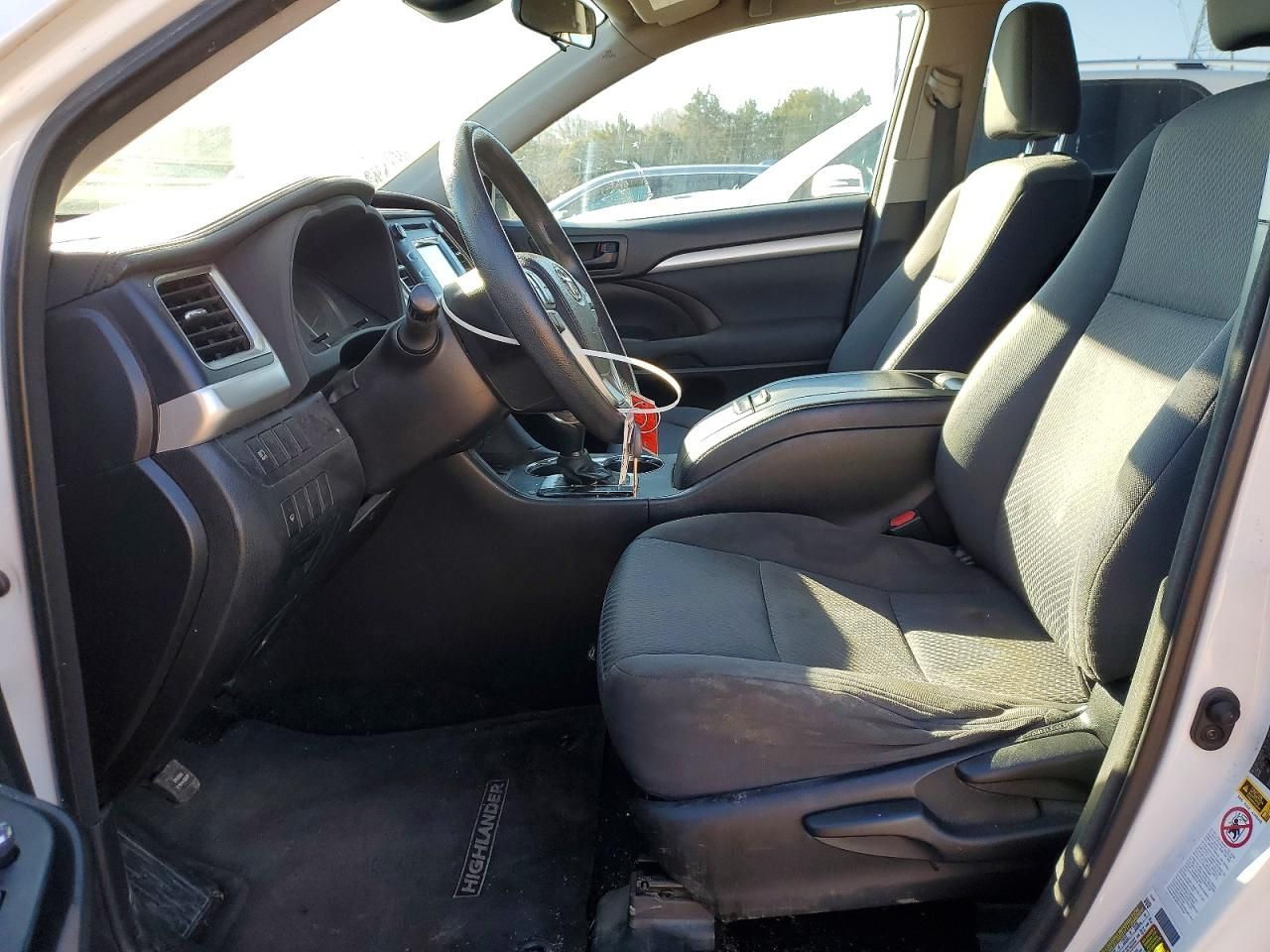 2017 Toyota Highlander le