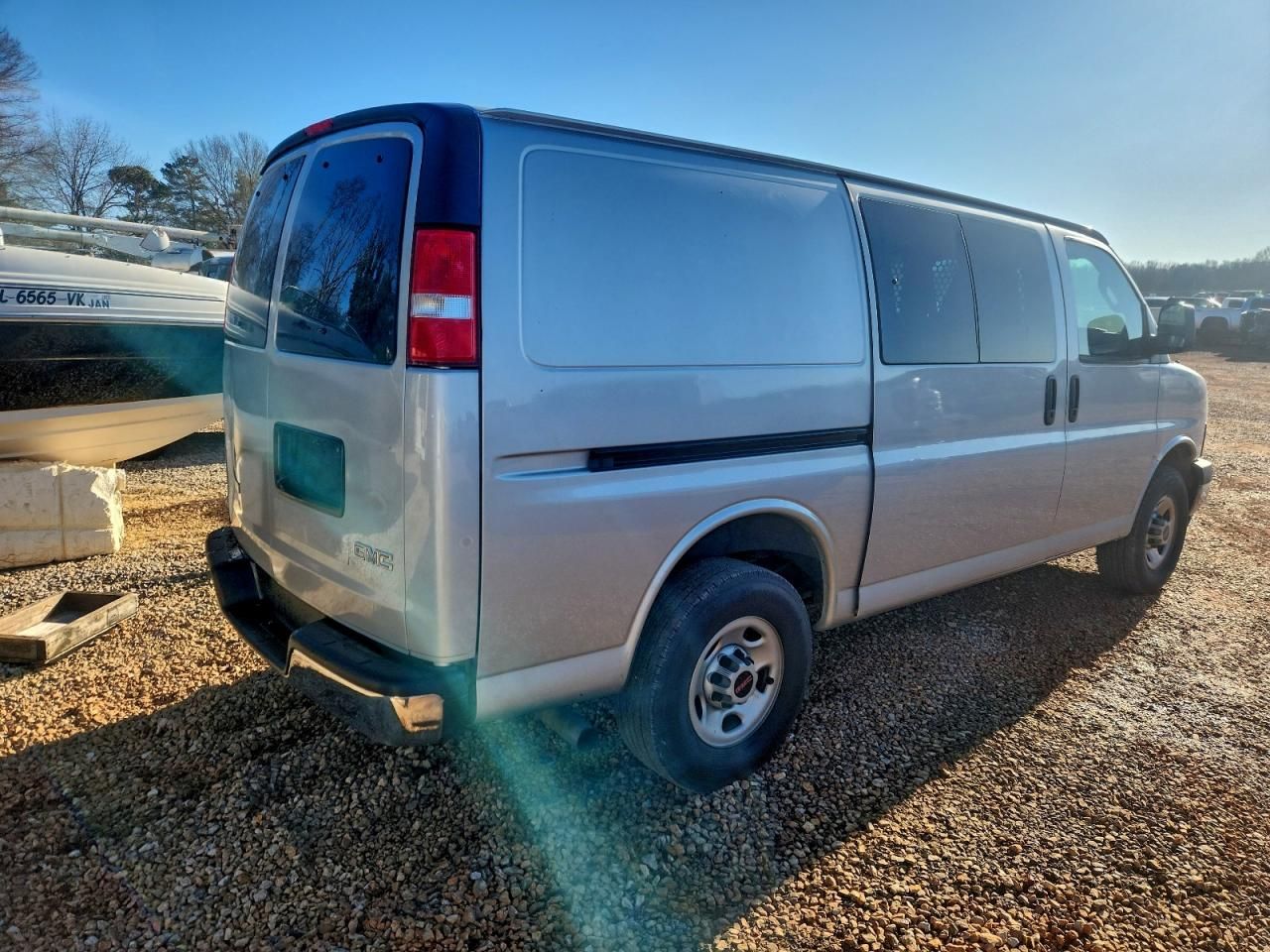 2023 GMC Savana G2500