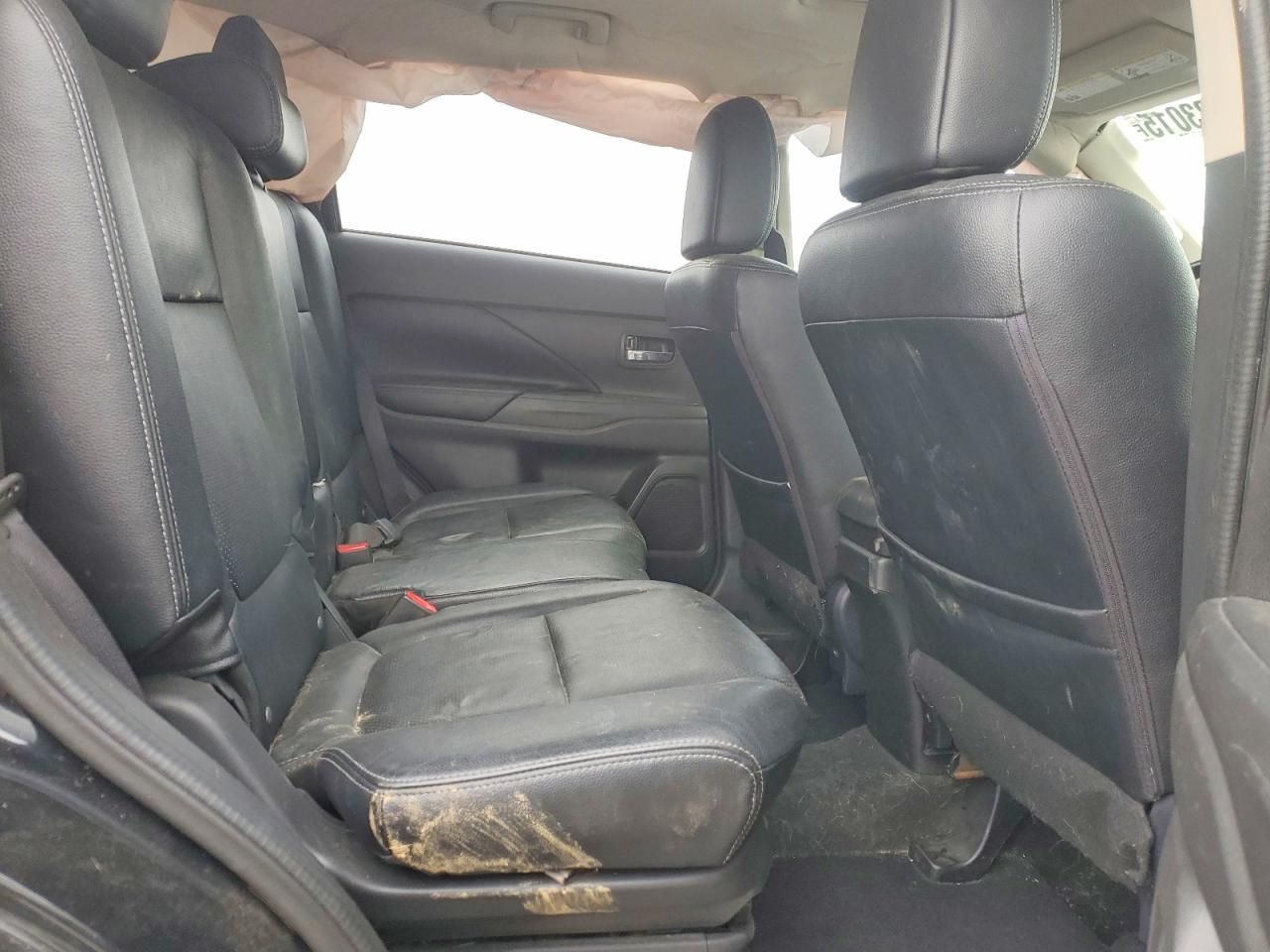 2016 Mitsubishi Outlander se