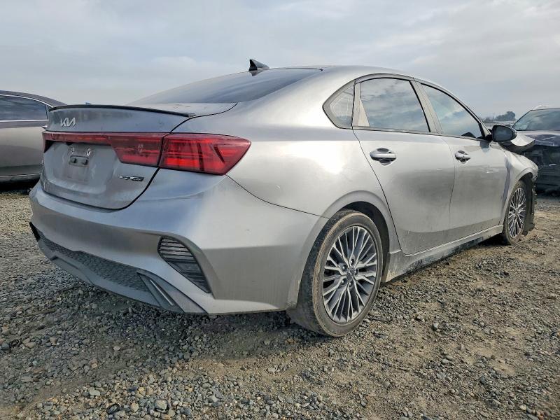 2023 KIA Forte gt Line