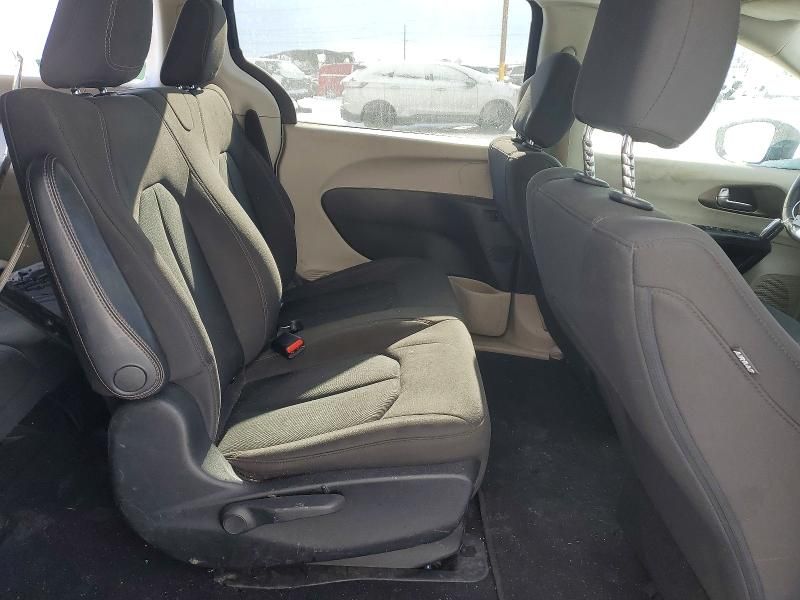 2019 Chrysler Pacifica l