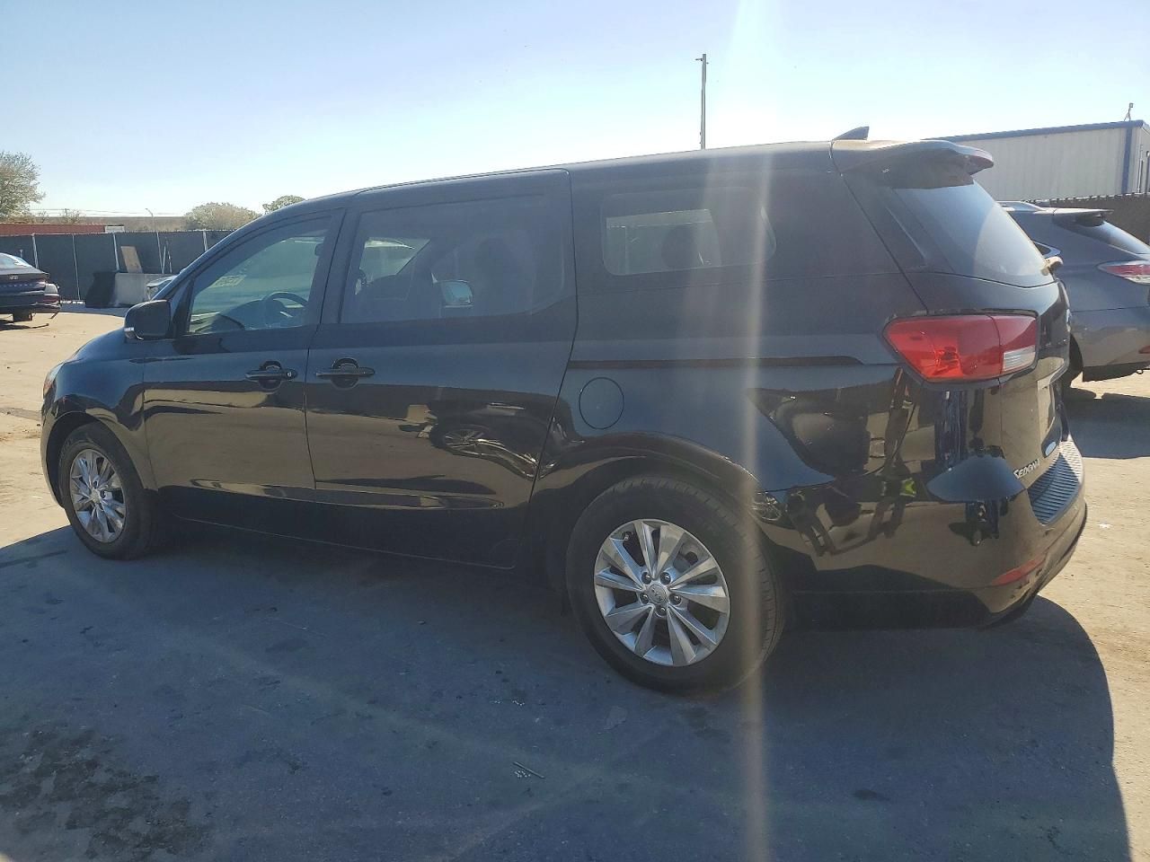 2017 KIA Sedona l