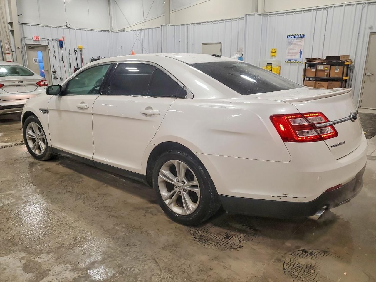 2013 Ford Taurus sel