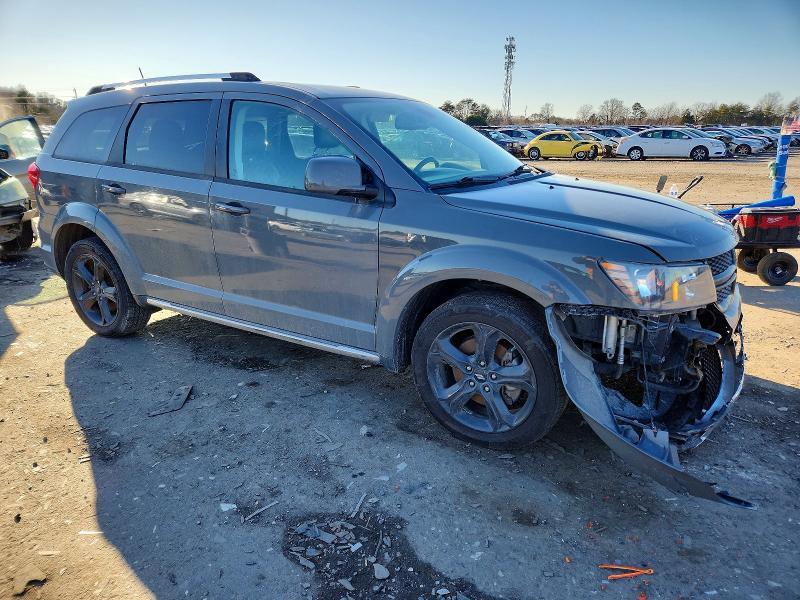2019 Dodge Journey Crossroad