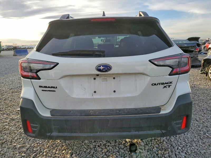 2022 Subaru Outback Onyx Edition xt