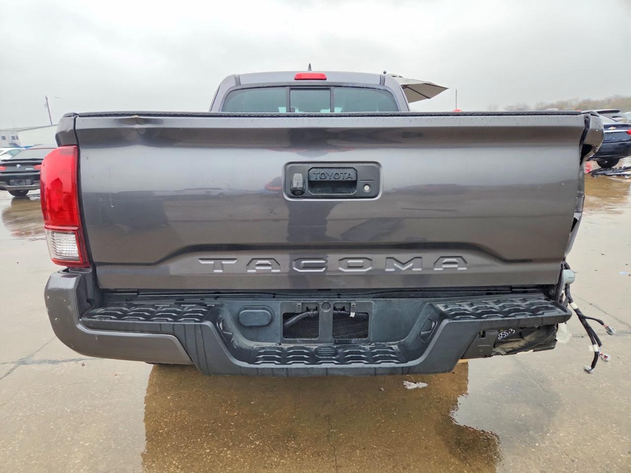 2018 Toyota Tacoma SR