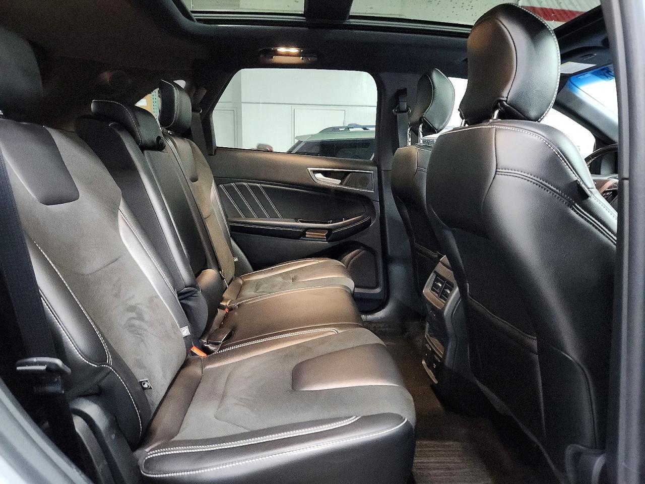 2019 Ford Edge st