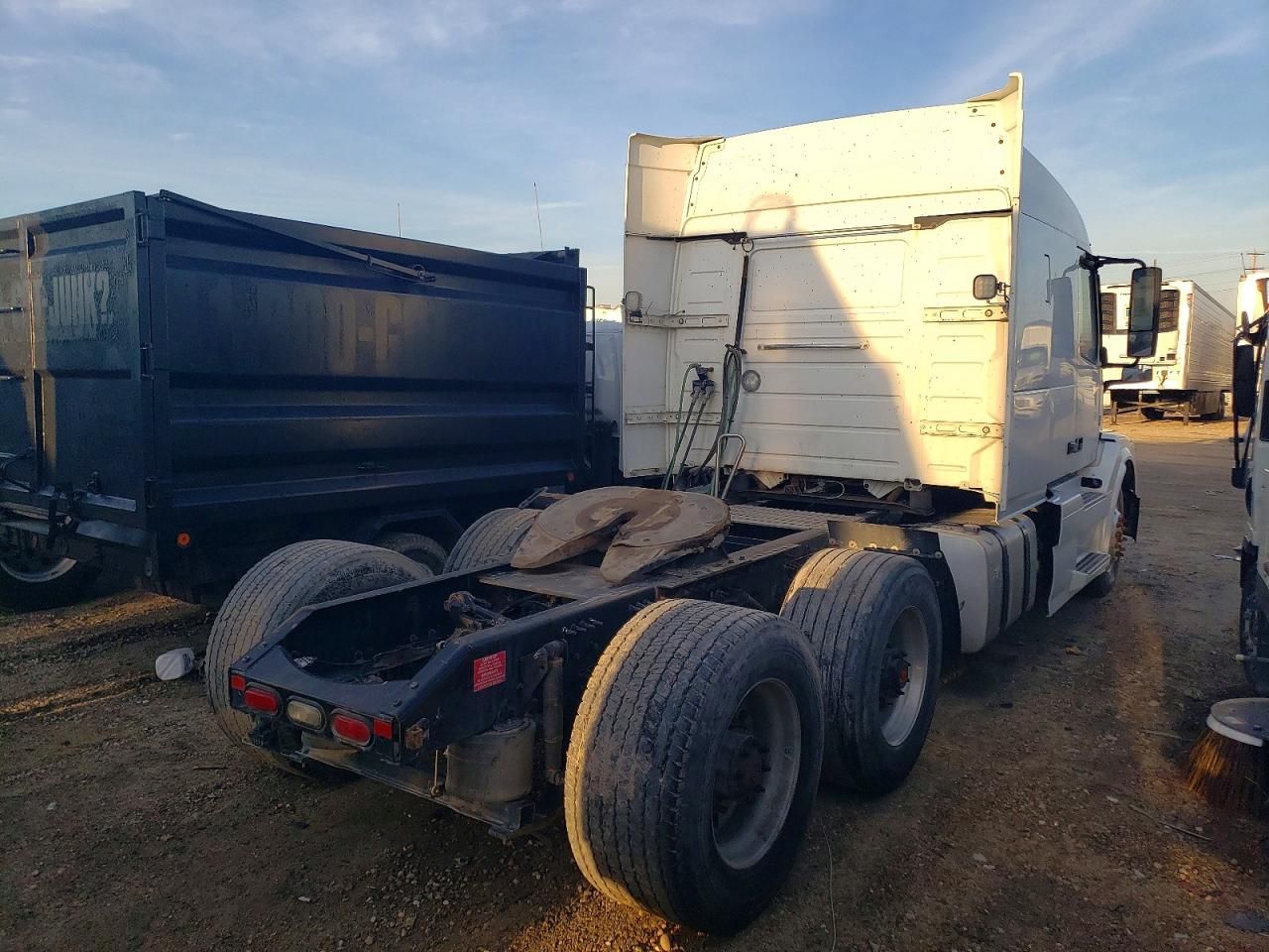 2018 Volvo VN VNL-Semi Truck