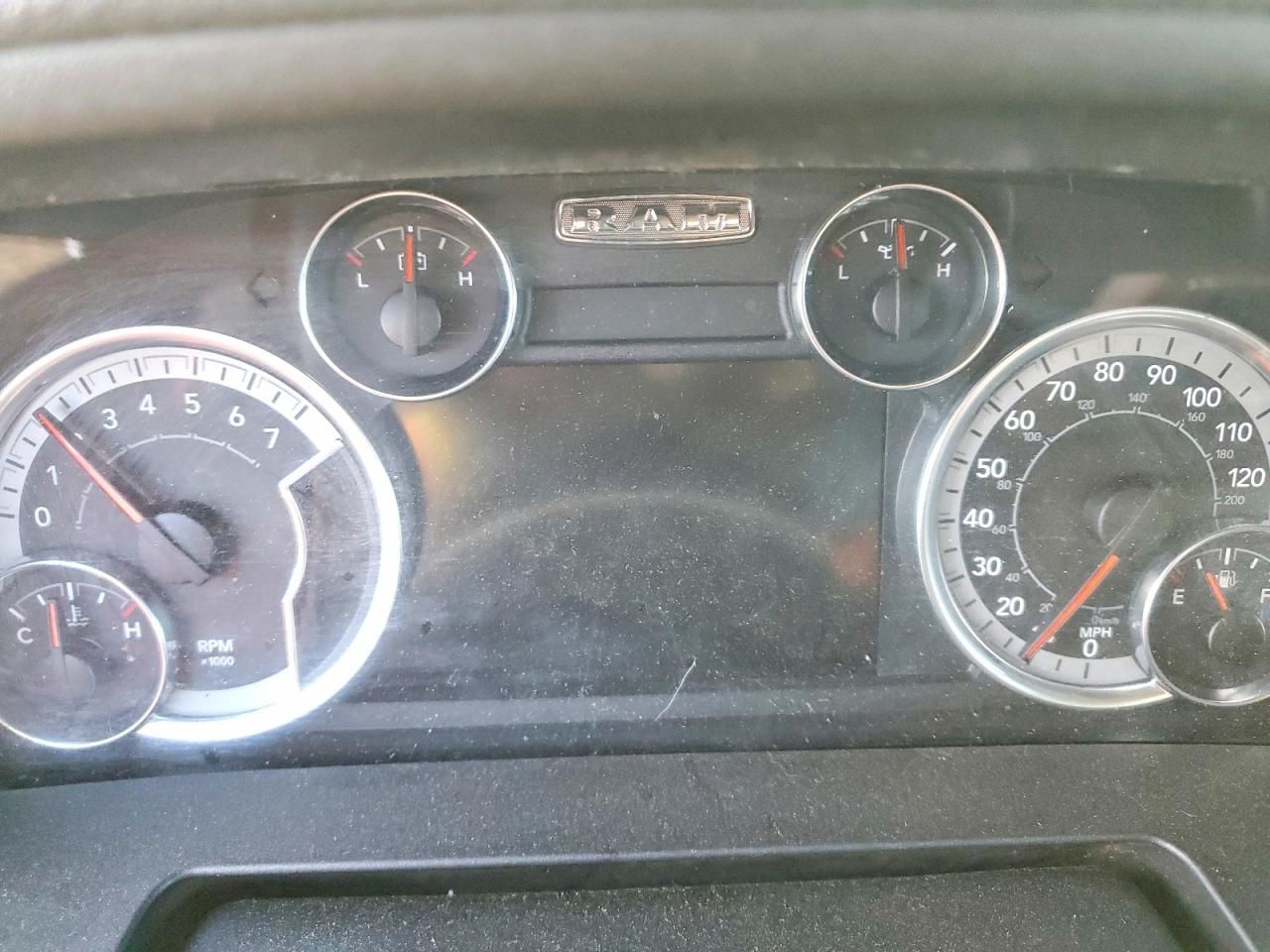 2013 Dodge Ram 1500 slt