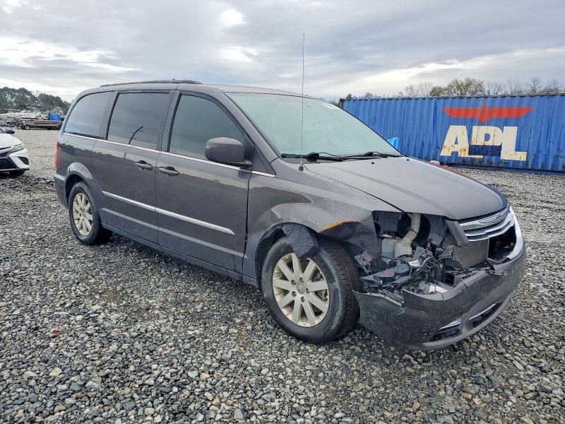 2015 Chrysler Town & Country Touring