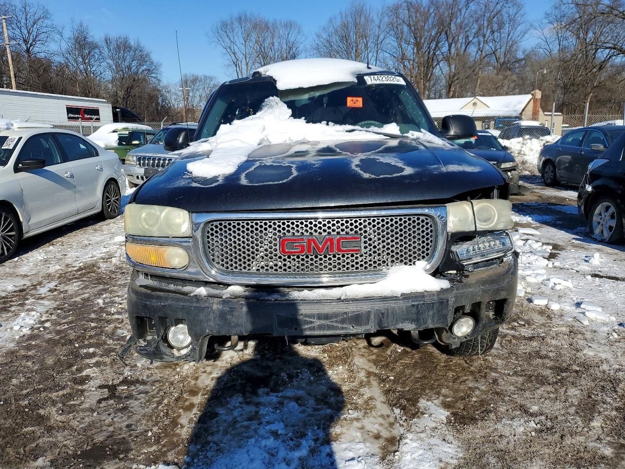 2004 GMC Yukon Denali
