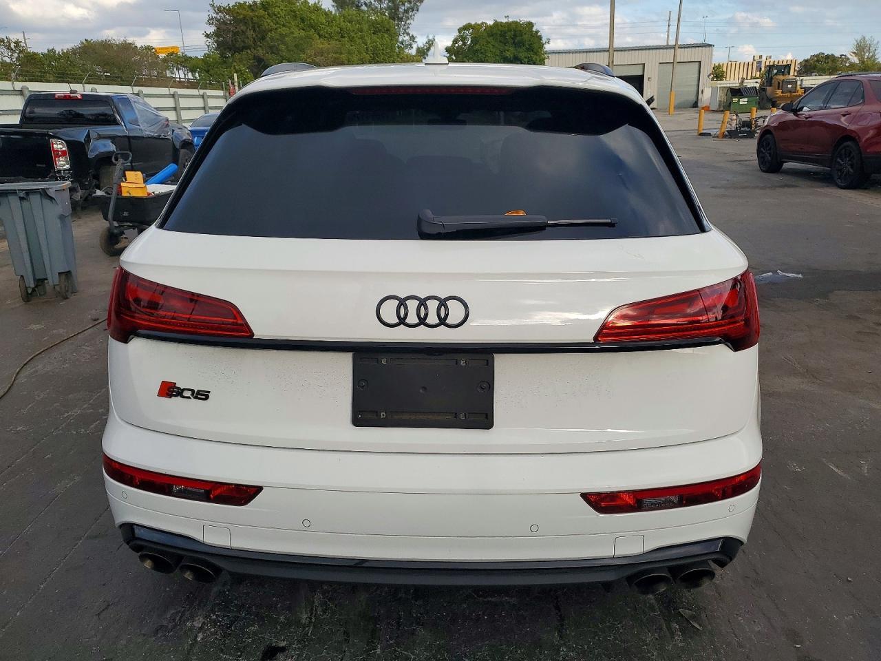 2024 Audi SQ5 Premium Plus