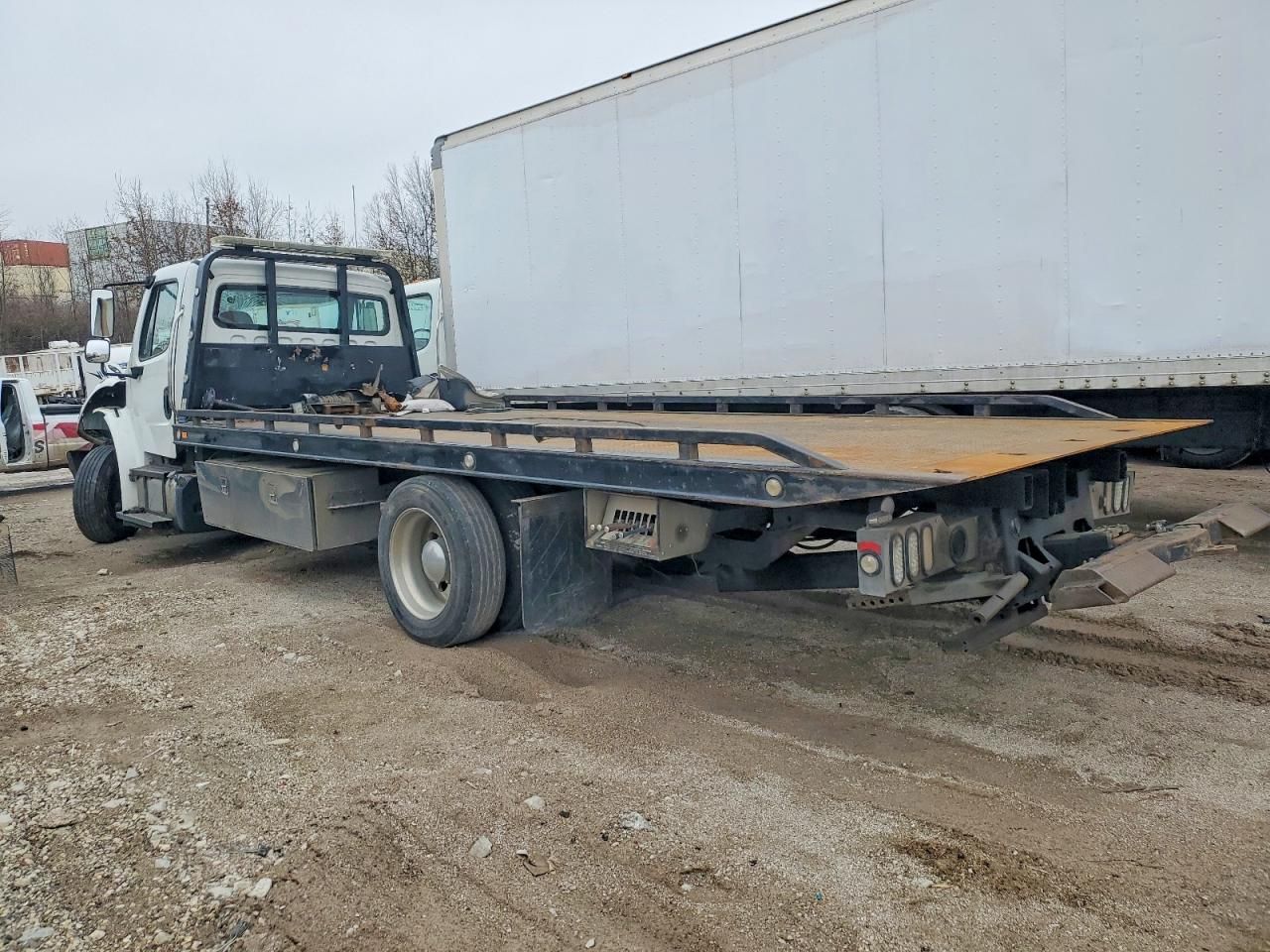 2016 Freightliner Business Class M2 Rollback Truck