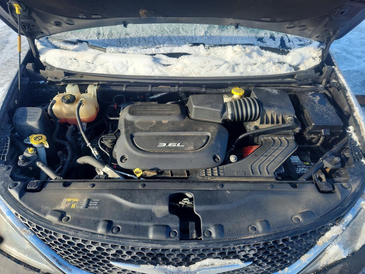 2017 Chrysler Pacifica Touring l