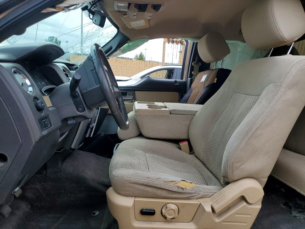 2012 Ford F150 Super cab