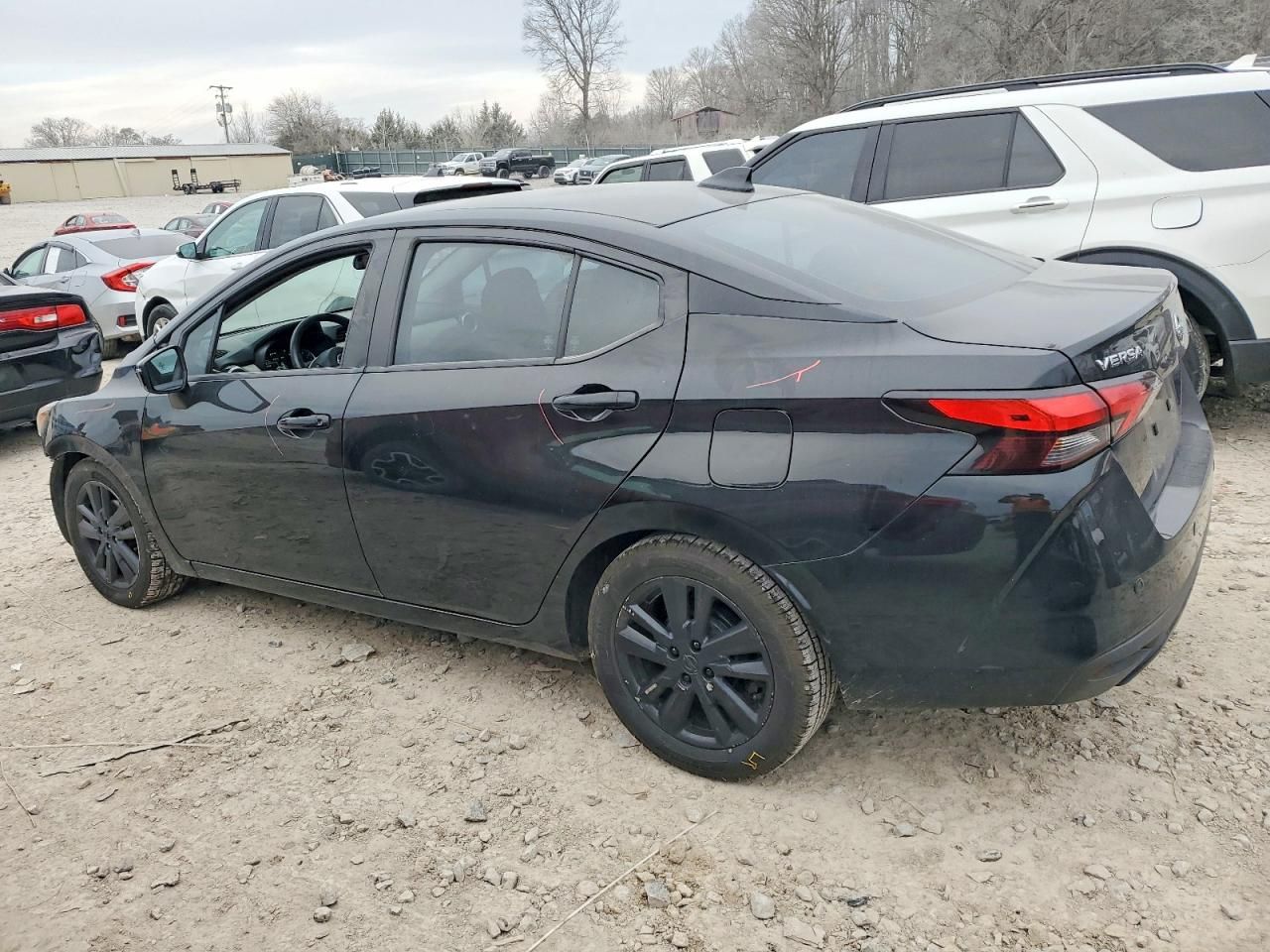2021 Nissan Versa sv
