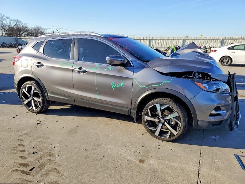 2022 Nissan Rogue Sport sl