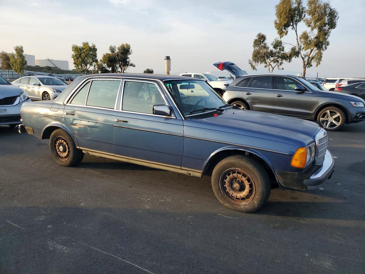 1985 Mercedes-Benz 300 d
